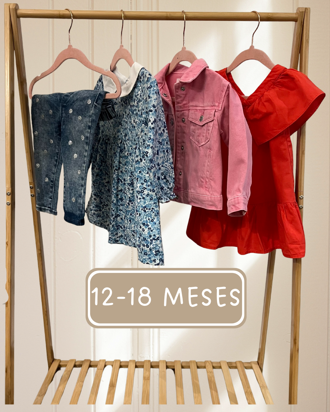 Set de 4 piezas de 12-18 meses (Semi-nuevo)