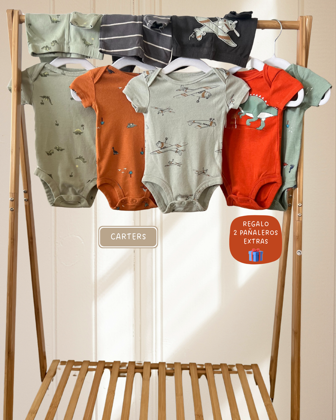 Kit de 6 piezas 3 meses: 3 pañaleros + pantalón + 2 pañaleros de regalo (semi-nuevos) - Image 2